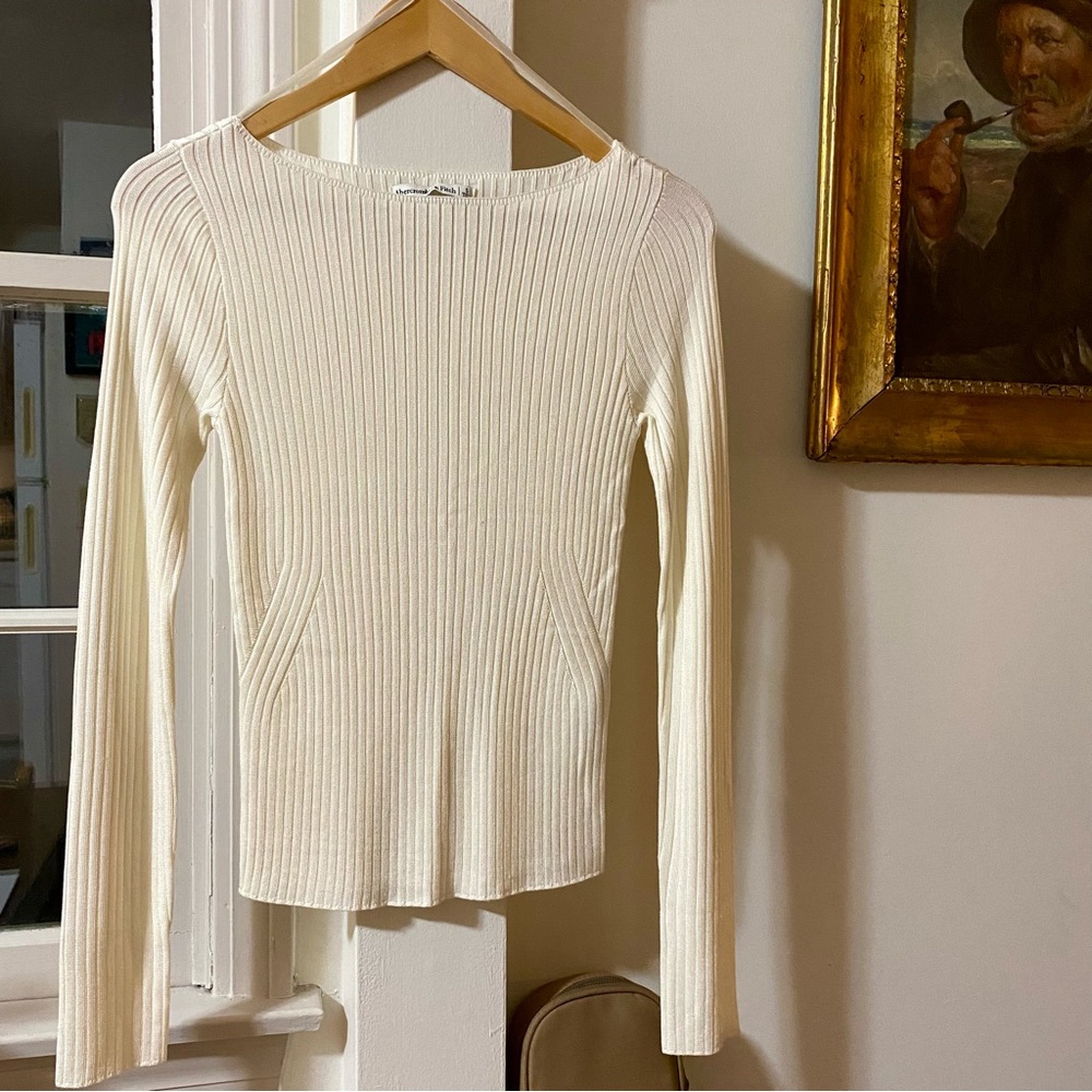 Glossy Slash Sweater Top | s